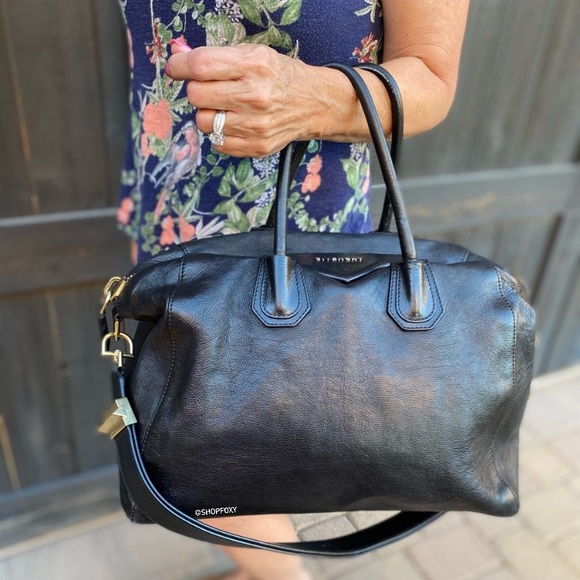 Givenchy Handbags - SOLD Givenchy Soft Antigona Shoulder Bag